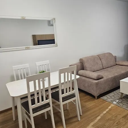 Apartment Dora