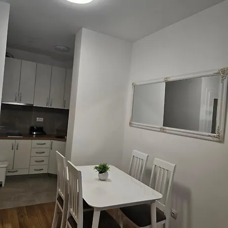 Dora Apartment